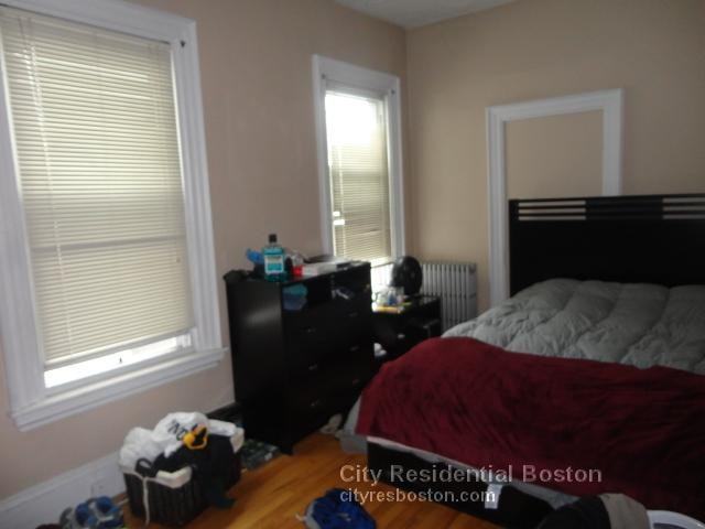 69 Old Harbor St #2 - Photo 5 of 16