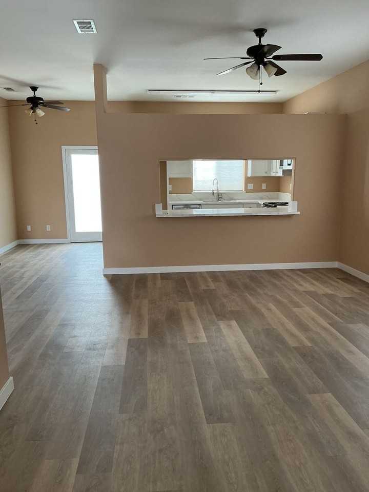 53065 Avenida Obregon - Photo 2 of 11