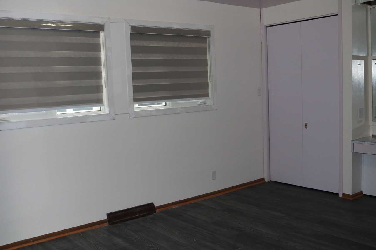 676 Queenston Street - Photo 7 of 51