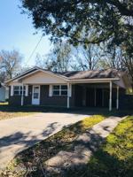 featured image of 302 Hunter Dr