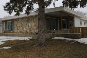 featured image of 676 Queenston Street