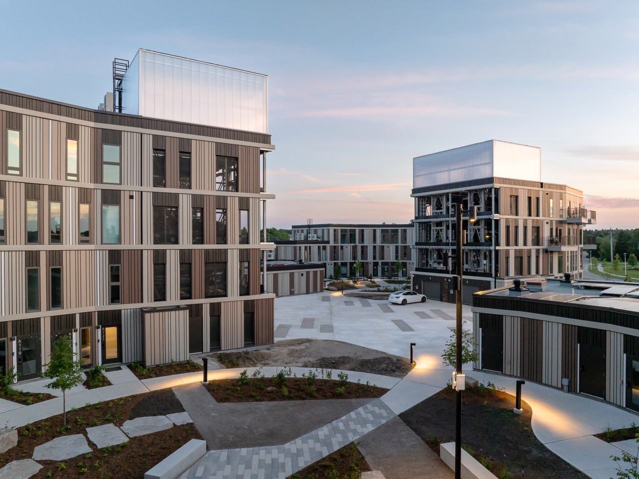 EVE Park - Photo 7 of 8