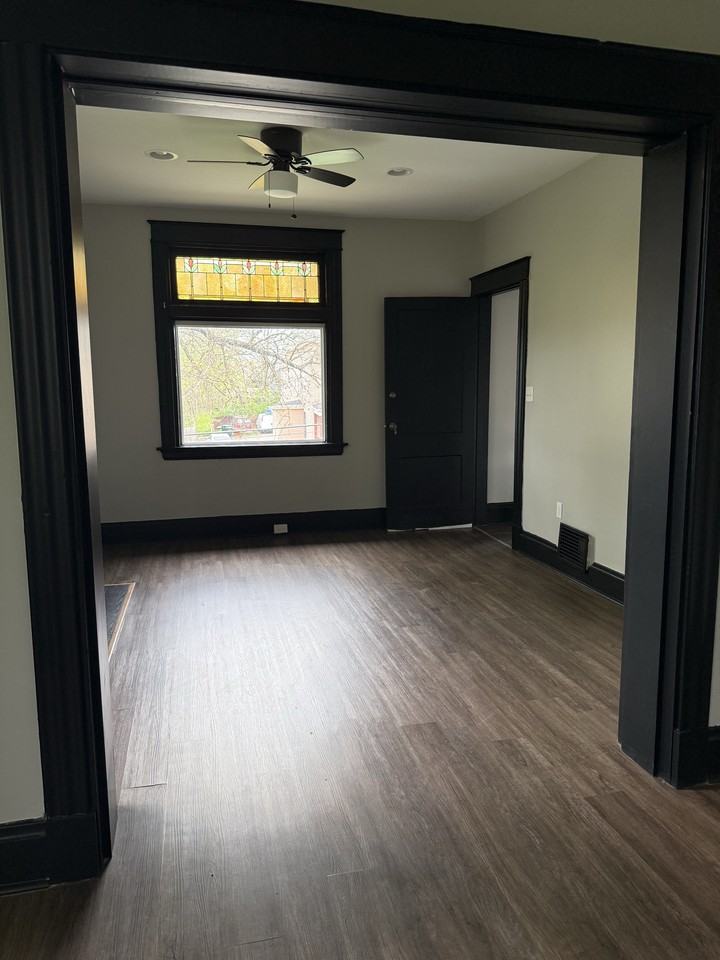 3112 Hackberry St #2 - Photo 2 of 6