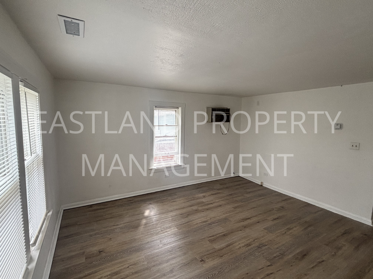 823 Custer Dr - Photo 5 of 10