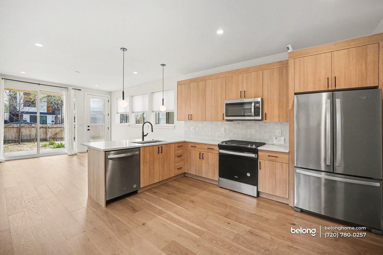 1415 Zenobia St - Photo 7 of 16