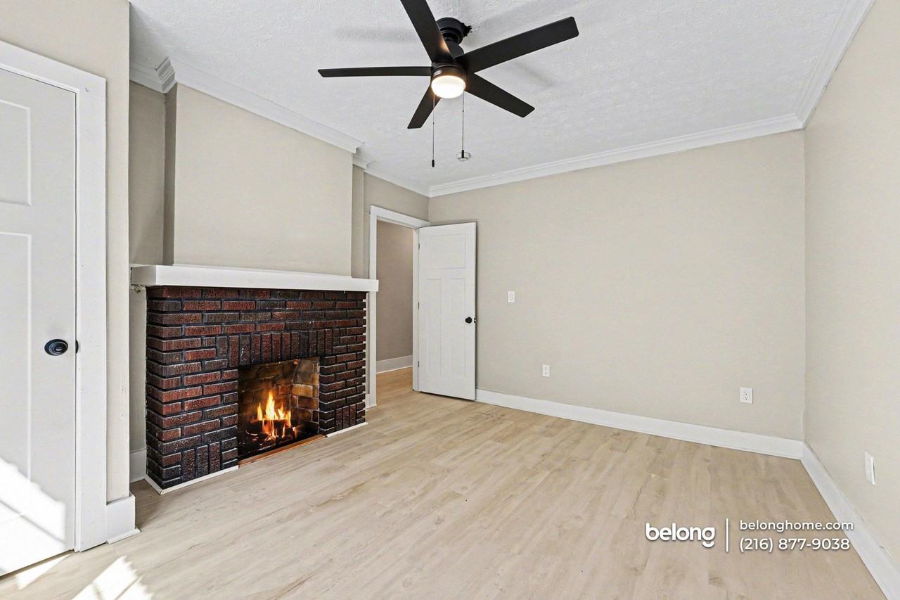 12009 Clifton Blvd #9 - Photo 5 of 11