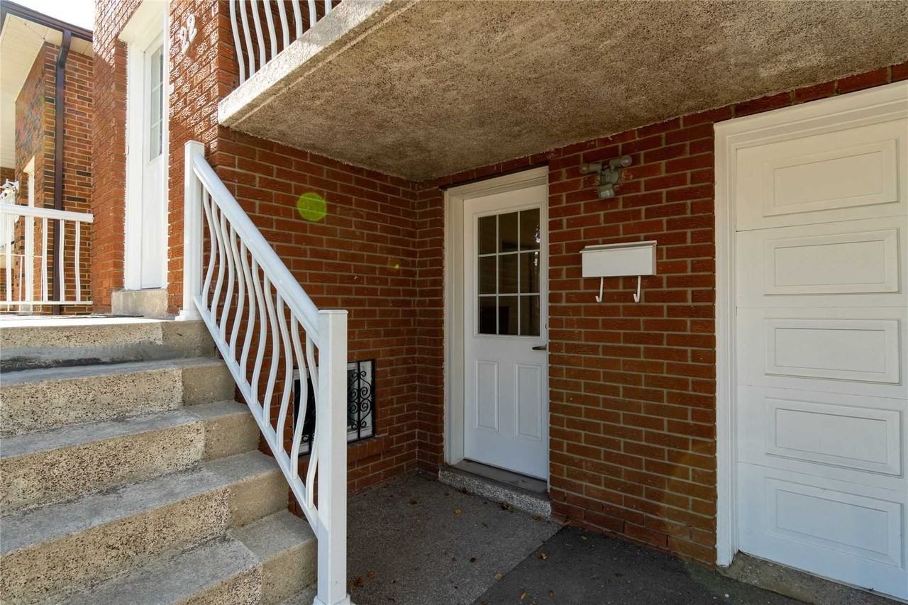 22 Dantek Court - Photo 2 of 10