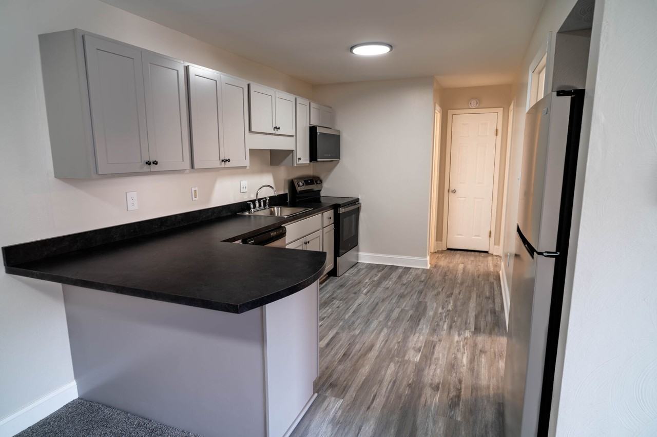 Oak Grove - Photo 3 of 25