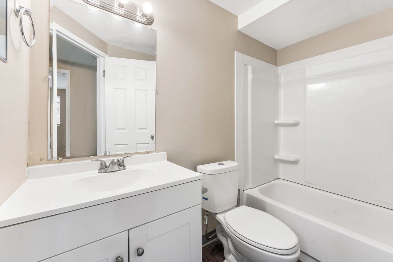 1000 Montie Rd. *EPM* - Photo 3 of 10