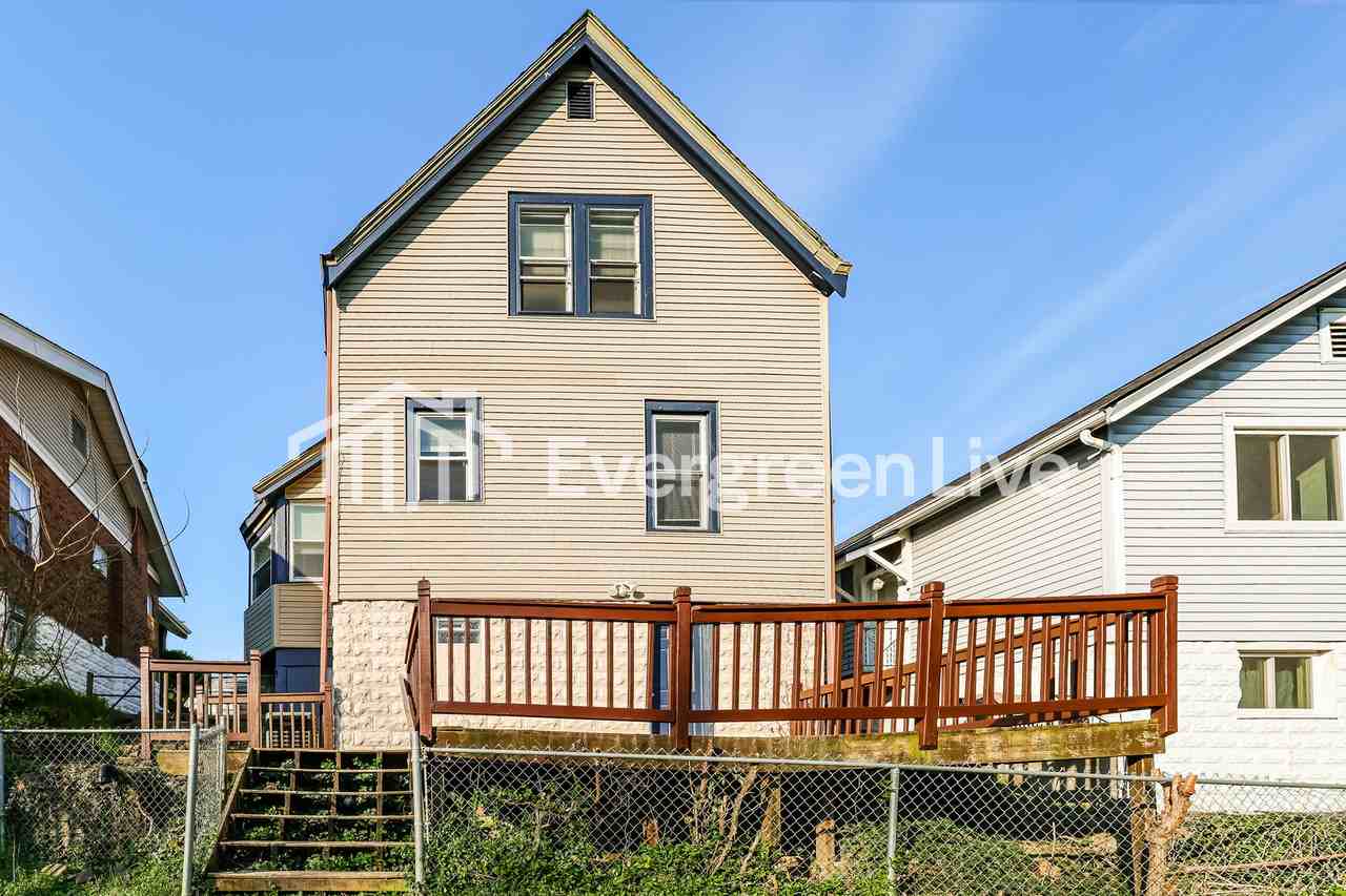 368 Linden Ave - Photo 2 of 15