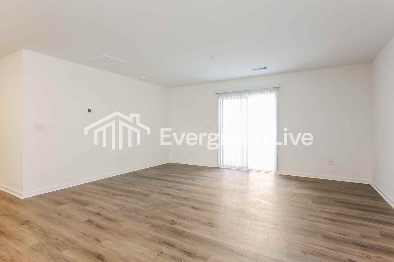 1377 Hugh Mack Ct - Photo 3 of 15