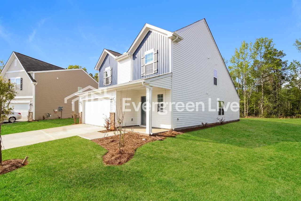 212 Stokely Way - Photo 2 of 15