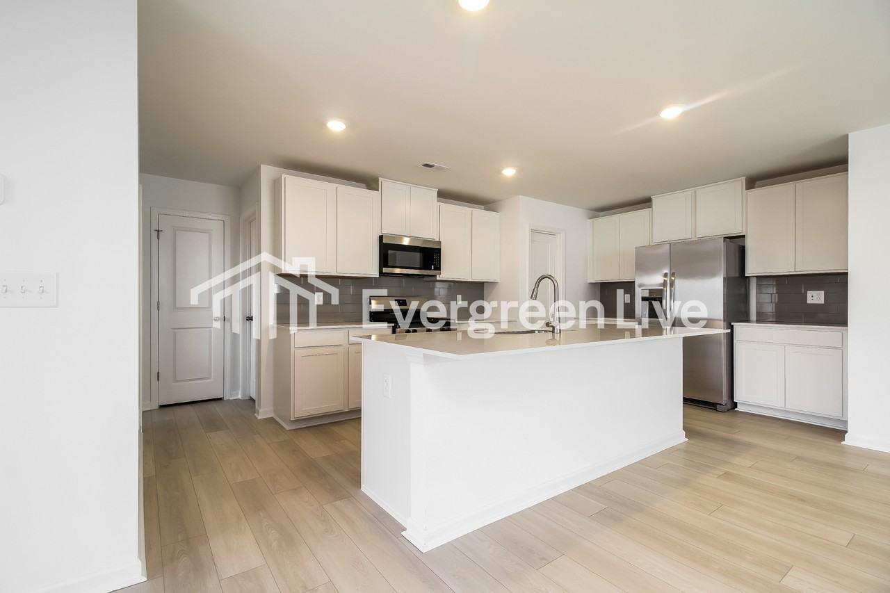 116 Stokely Way - Photo 6 of 15