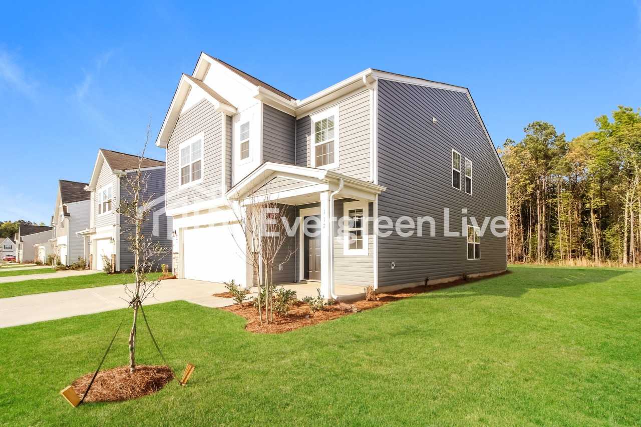 112 Stokely Way - Photo 2 of 15