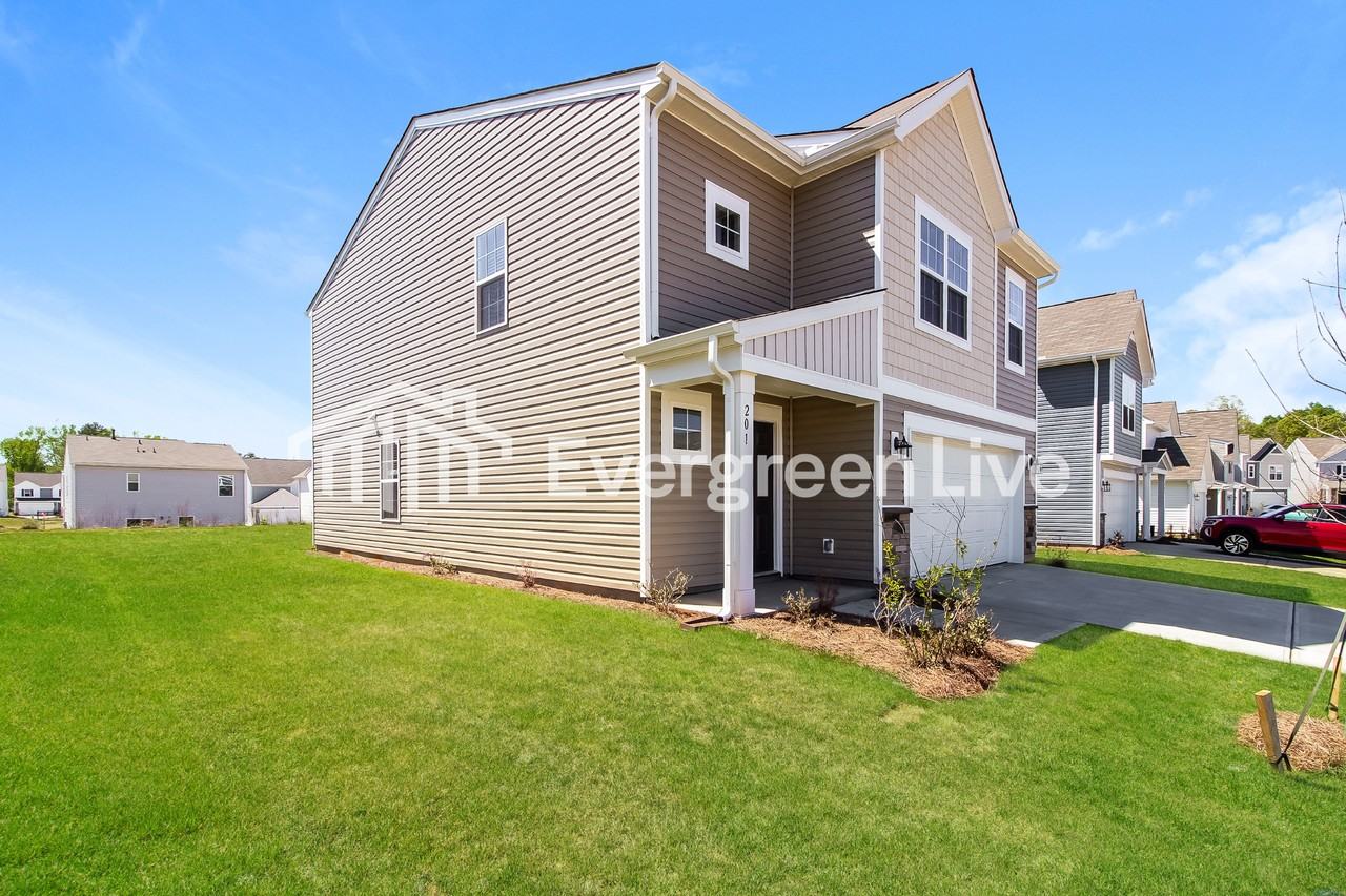 201 Stokely Way - Photo 2 of 15