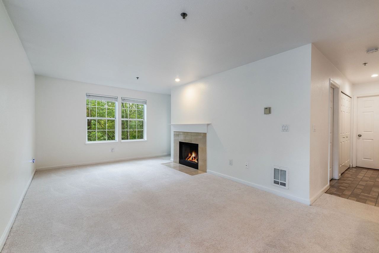 2520 118th Avenue Southeast - Photo 6 of 26