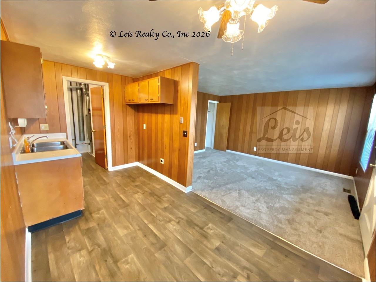 705 South Main Street - Photo 3 of 14