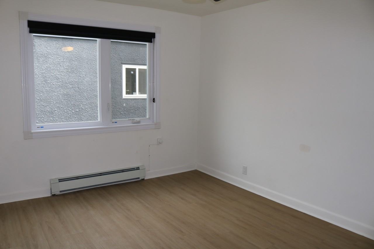 697 Corydon Avenue #6 - Photo 7 of 15