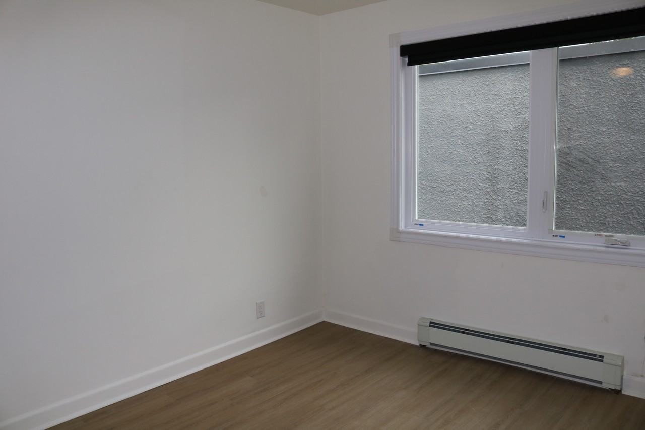 697 Corydon Avenue #6 - Photo 6 of 15