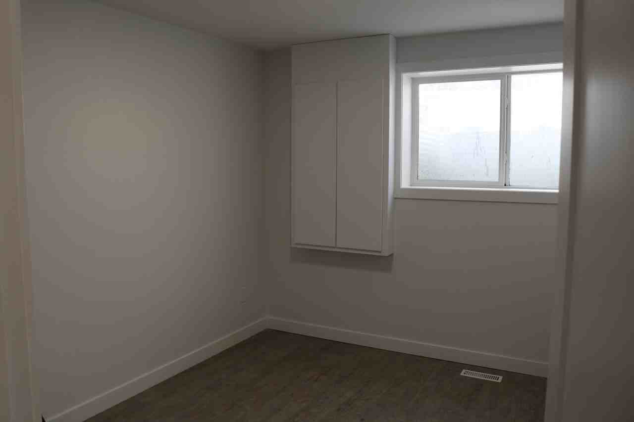 170 Quelch Street - Photo 12
