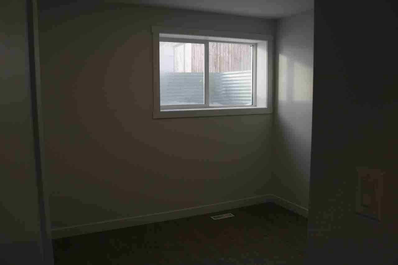 170 Quelch Street - Photo 15