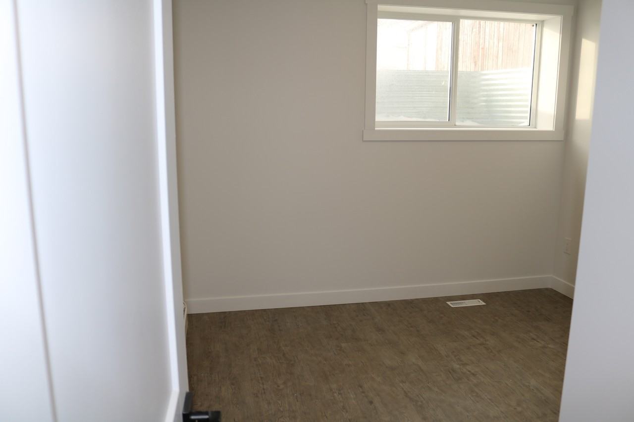170 Quelch Street - Photo 16