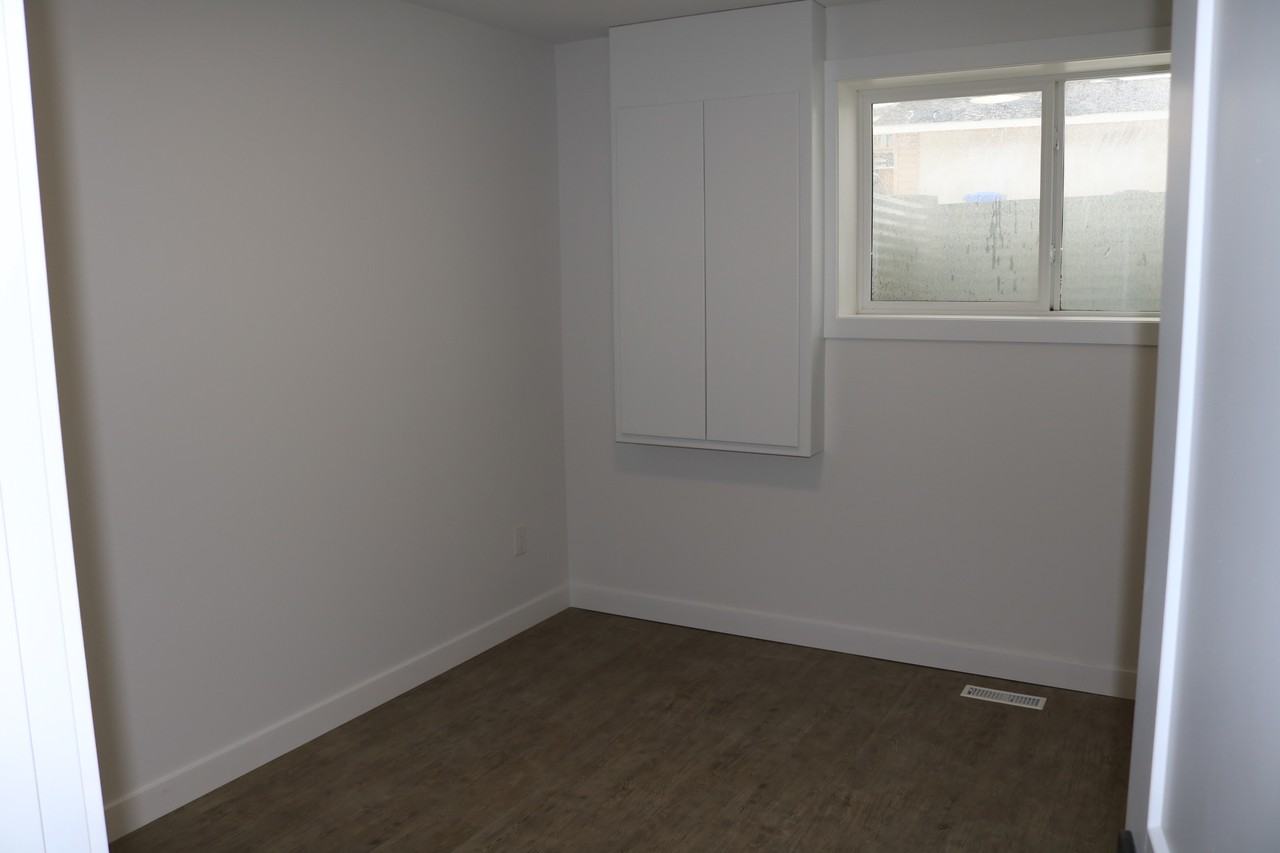 170 Quelch Street - Photo 20