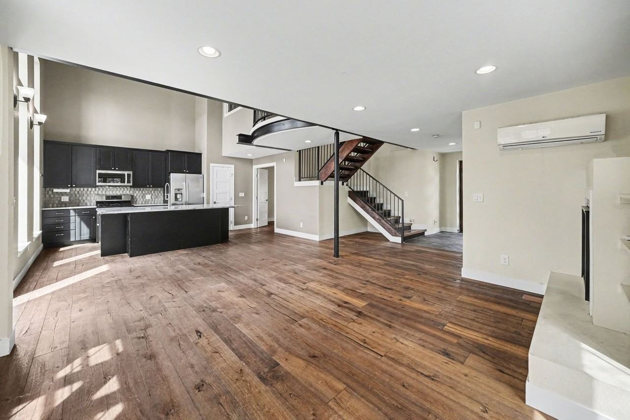 3905 Shoshone St - Photo 5 of 27