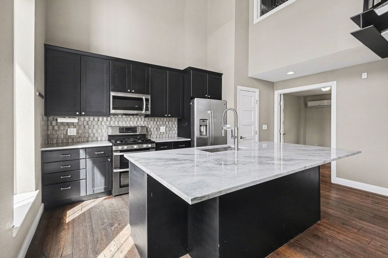 3905 Shoshone St - Photo 7 of 27