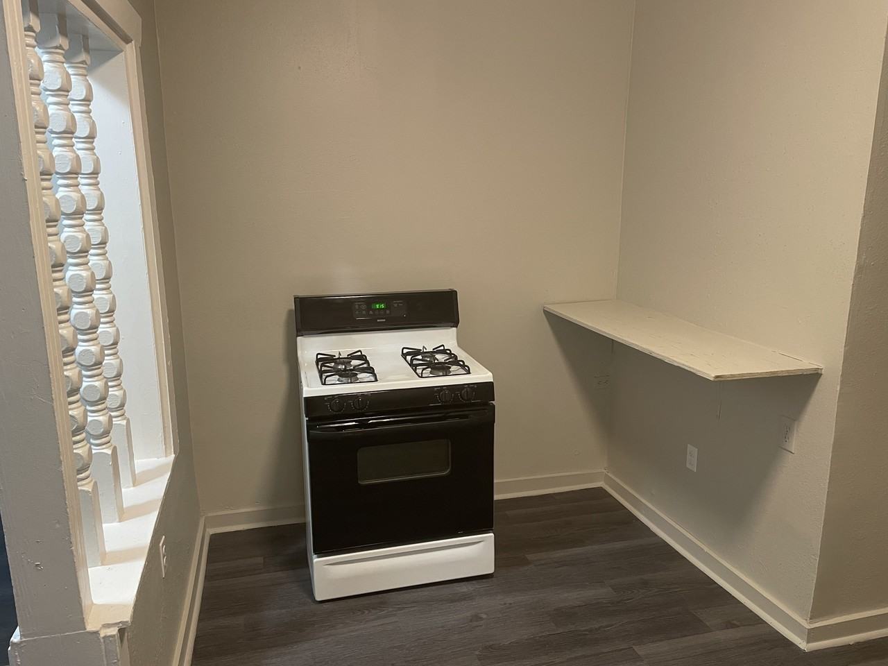 BBS A - 148 Gifford - Photo 5 of 8