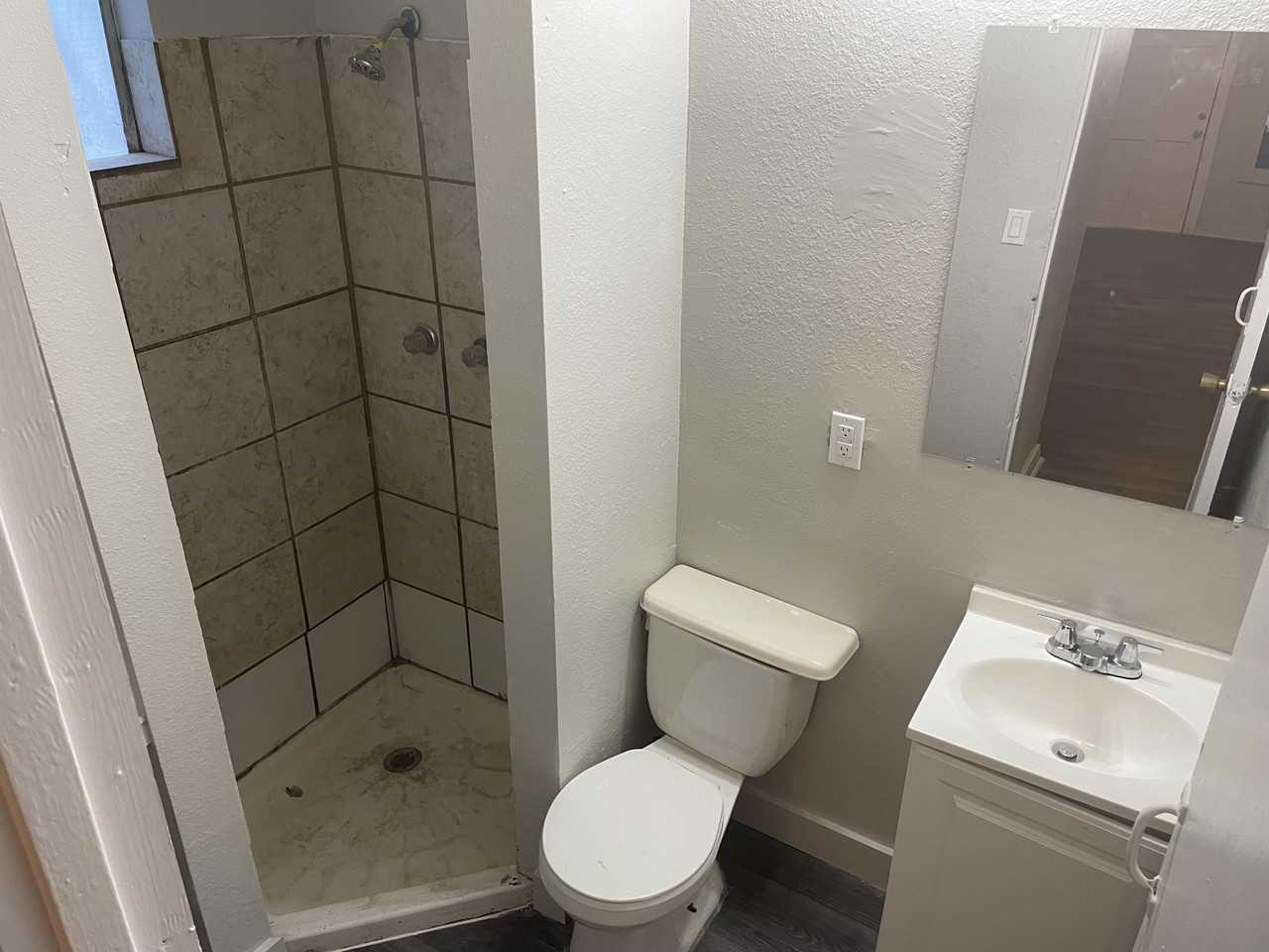 BBS A - 148 Gifford - Photo 7 of 8