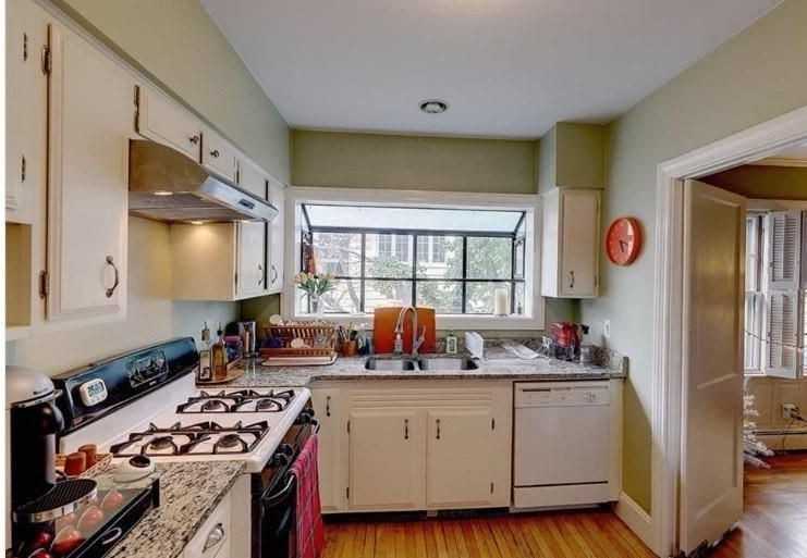 16 Grotto Ave ##3 - Photo 5 of 13