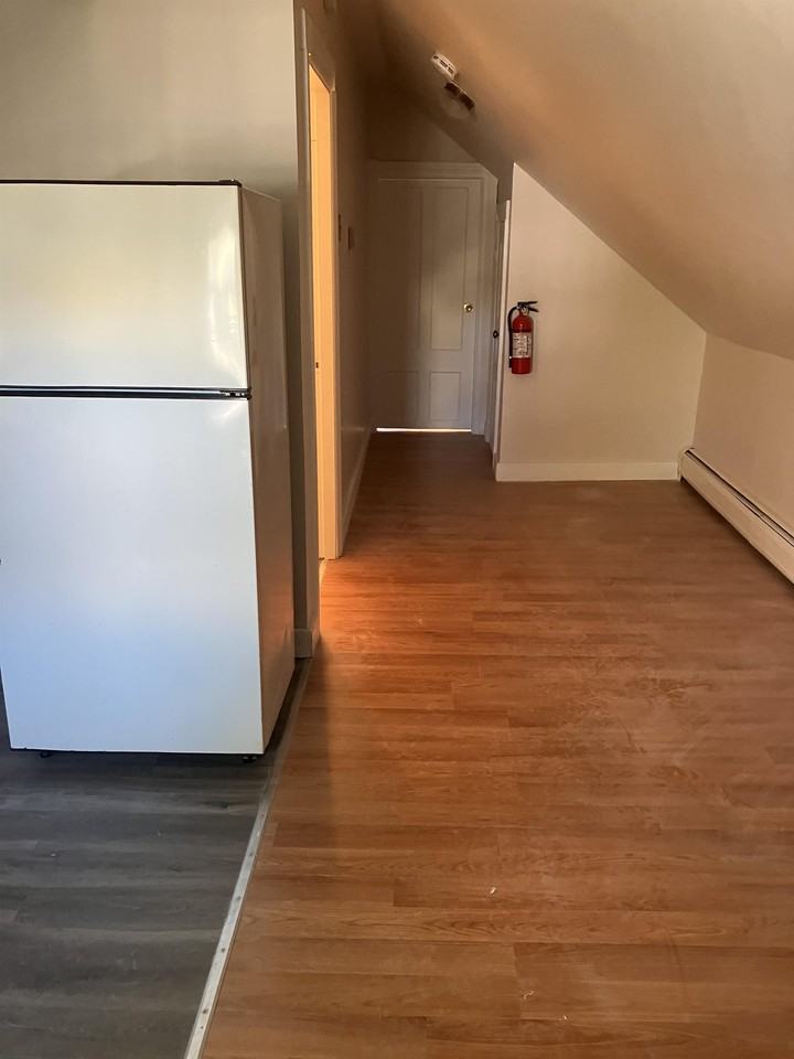 82 Appleton Avenue - Photo 3 of 7