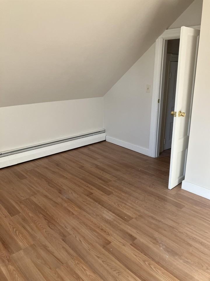 82 Appleton Avenue - Photo 4 of 7