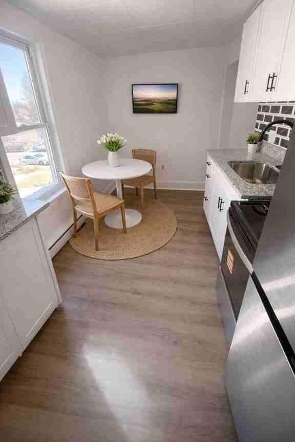 Division Street Holdings LLC - Photo 5 of 10