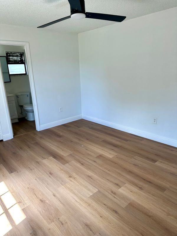 1184 Sapphire St Se - Photo 6 of 12