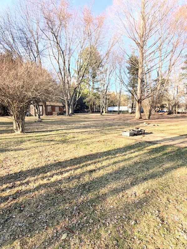 195 Wall St - Photo 2 of 5