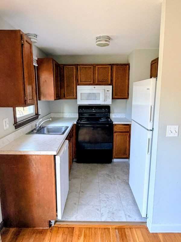 195 Wall St - Photo 5 of 5