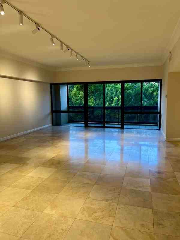 10445 Wilshire Blvd - Photo 5 of 20