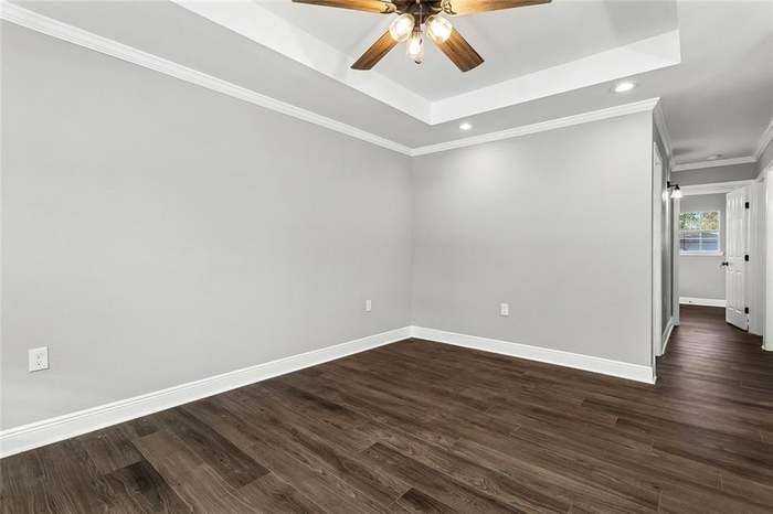 236 Martin Ln - Photo 5 of 16