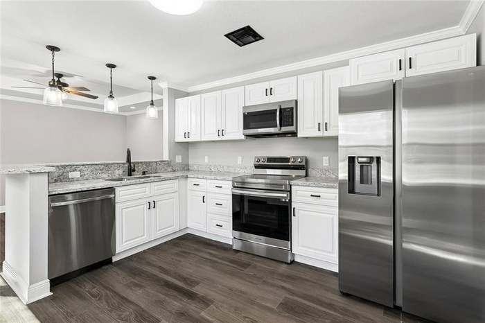 236 Martin Ln - Photo 7 of 16