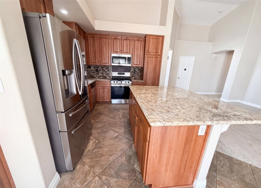 3630 Vanderbilt Dr - Photo 3 of 33