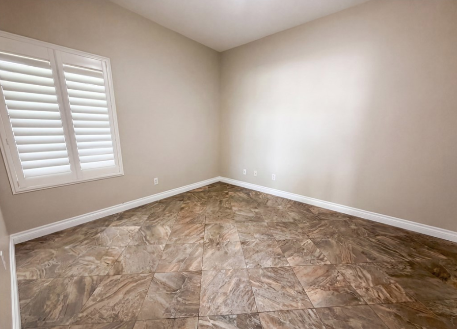 3630 Vanderbilt Dr - Photo 4 of 33