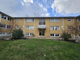 featured image of 1855 E 8th St