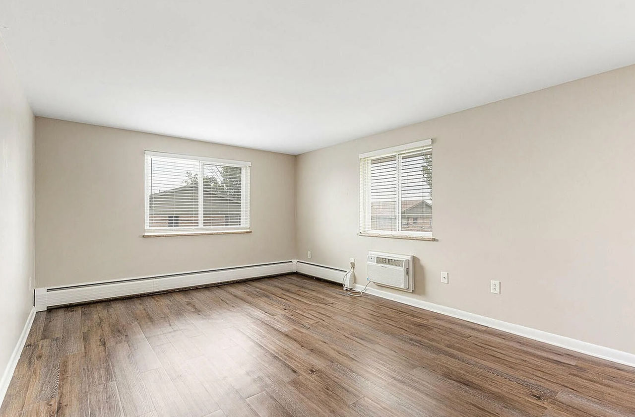 Allison West Apartments - Photo 5 of 19