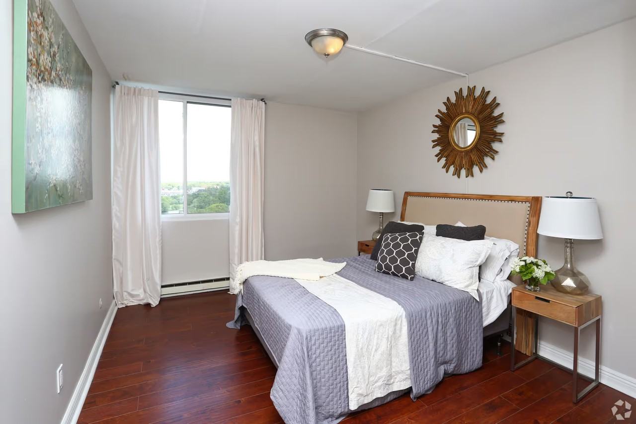 Lakeview Residences - Photo 7 of 50