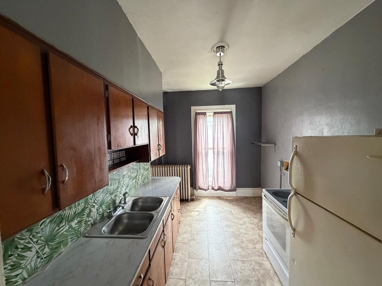 726 N Downing - Photo 4 of 10