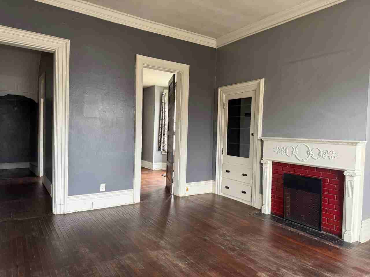 726 N Downing - Photo 6 of 10