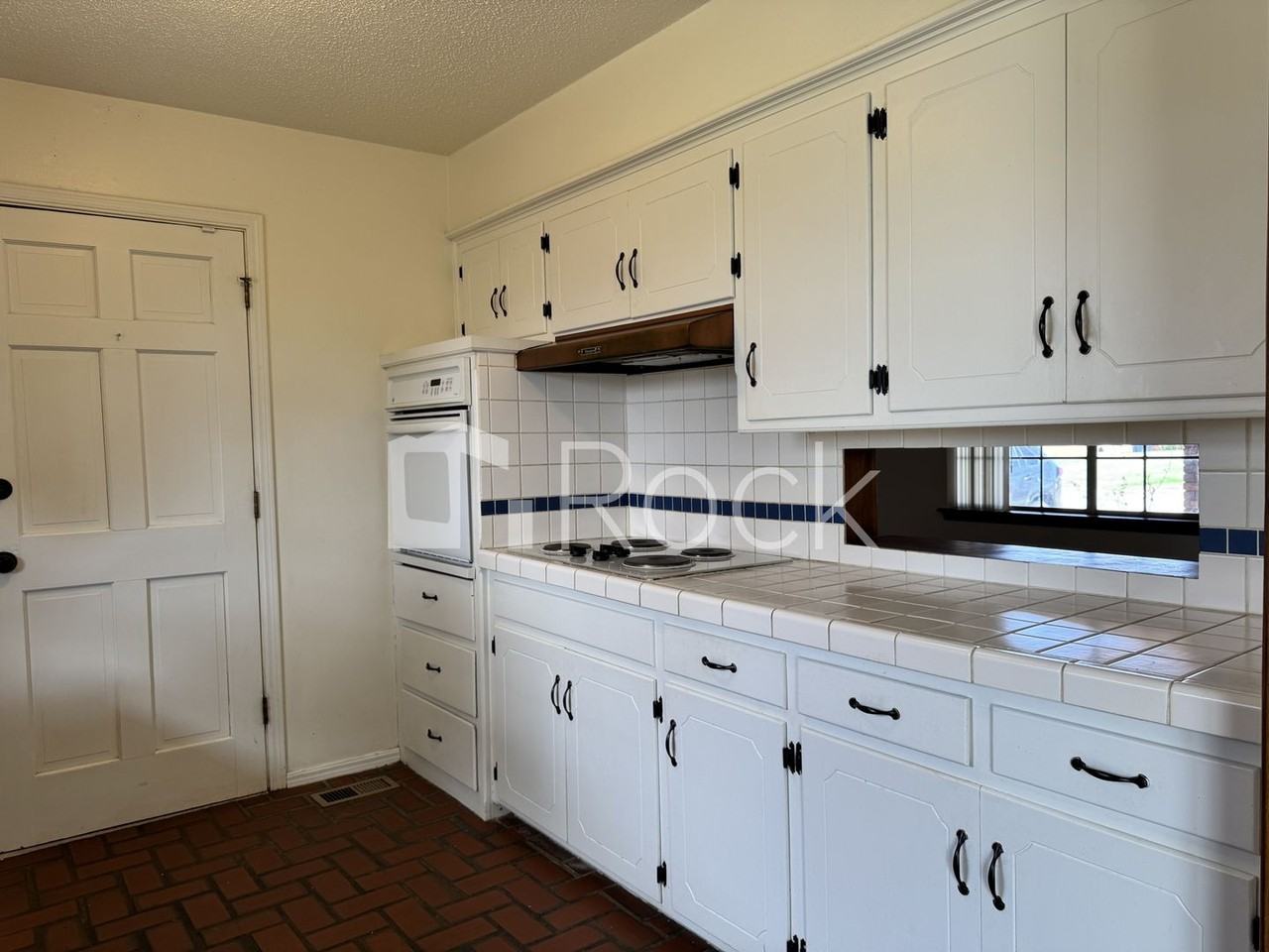 6305 N Allison Dr - Photo 3 of 24