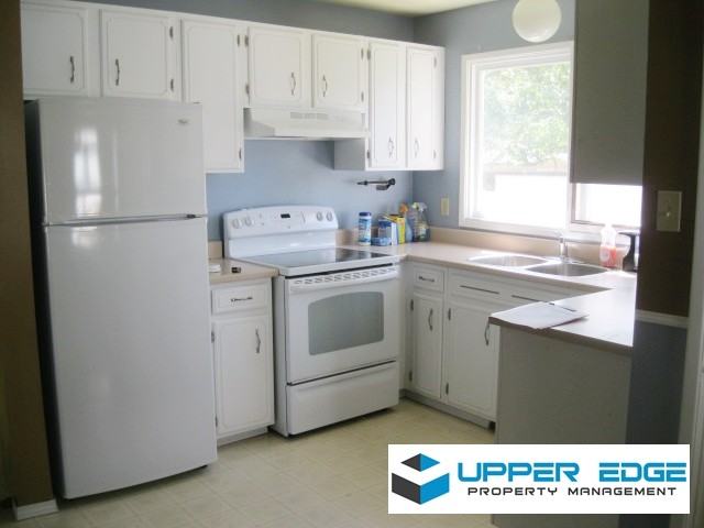 117 Deloraine Drive - Photo 2 of 13